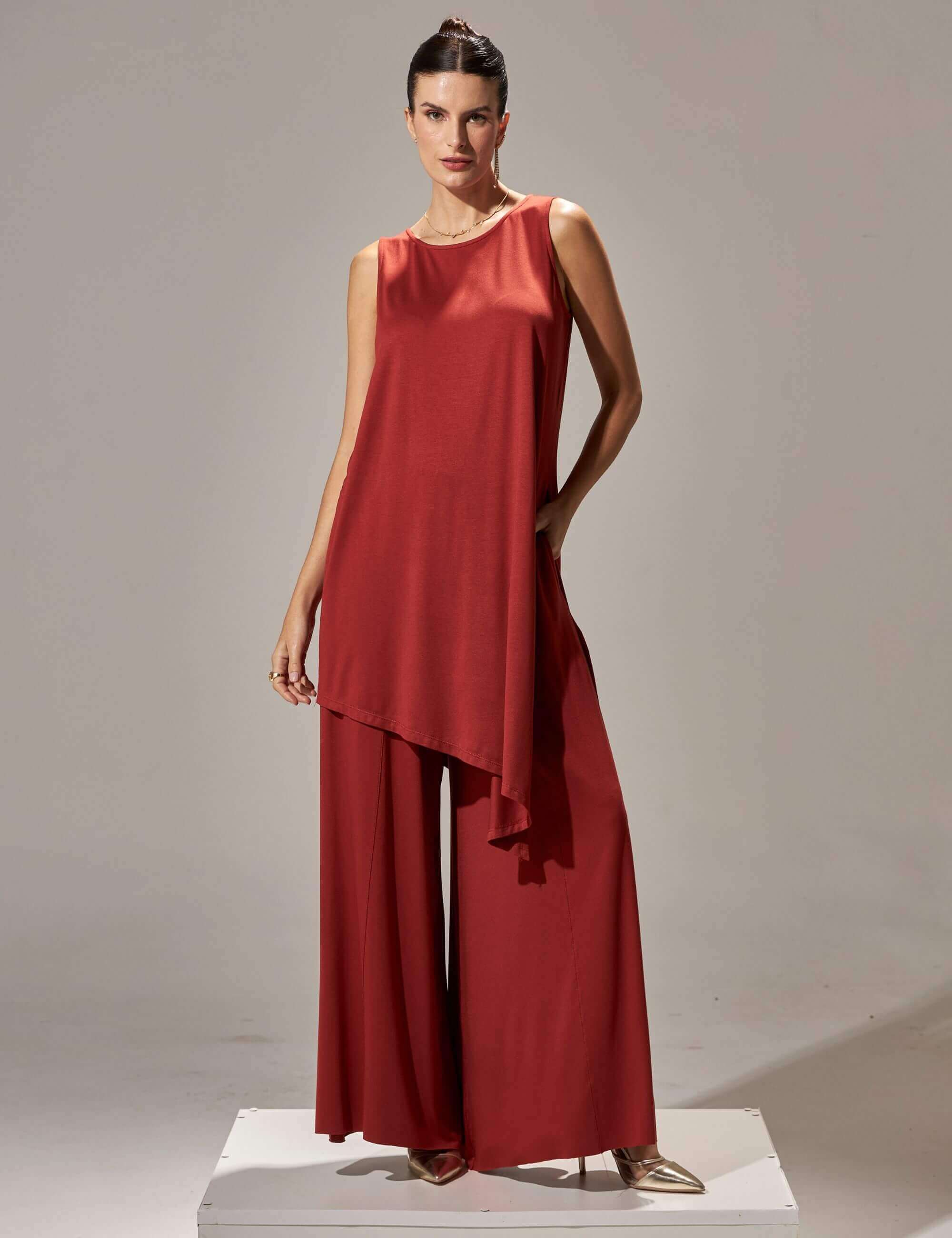 Conjunto Ariella Marrom Galápagos