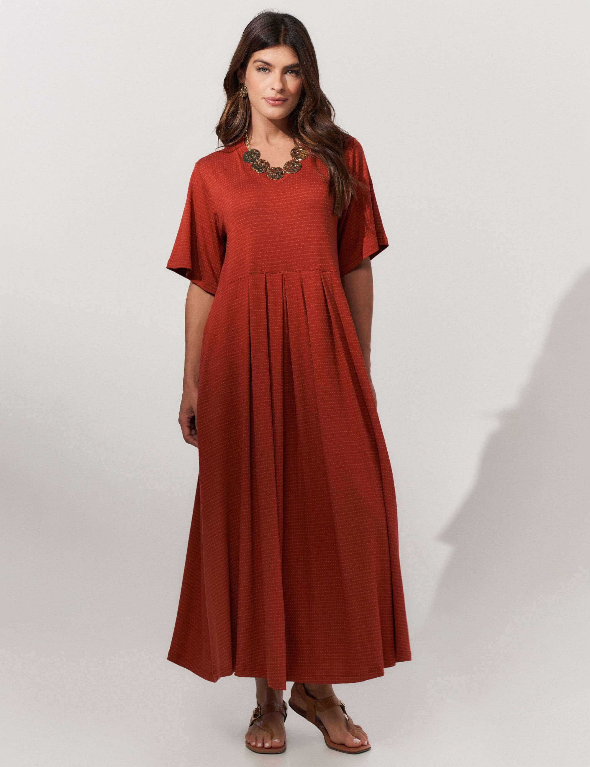 Vestido Poá Gene Marrom Galápagos