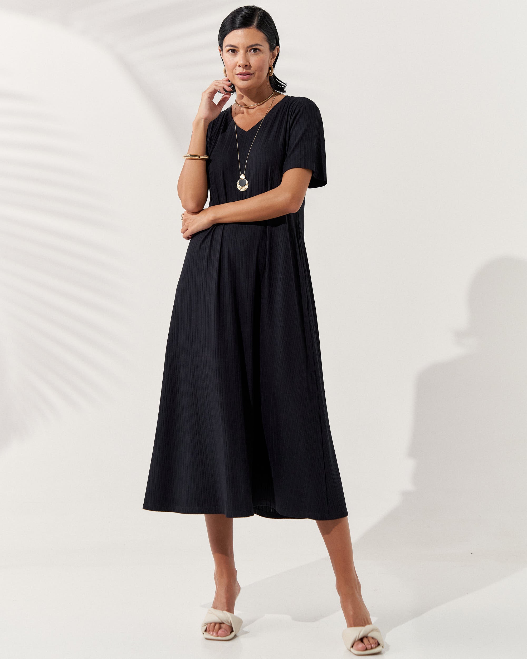 Vestido Canelado Nadine Preto