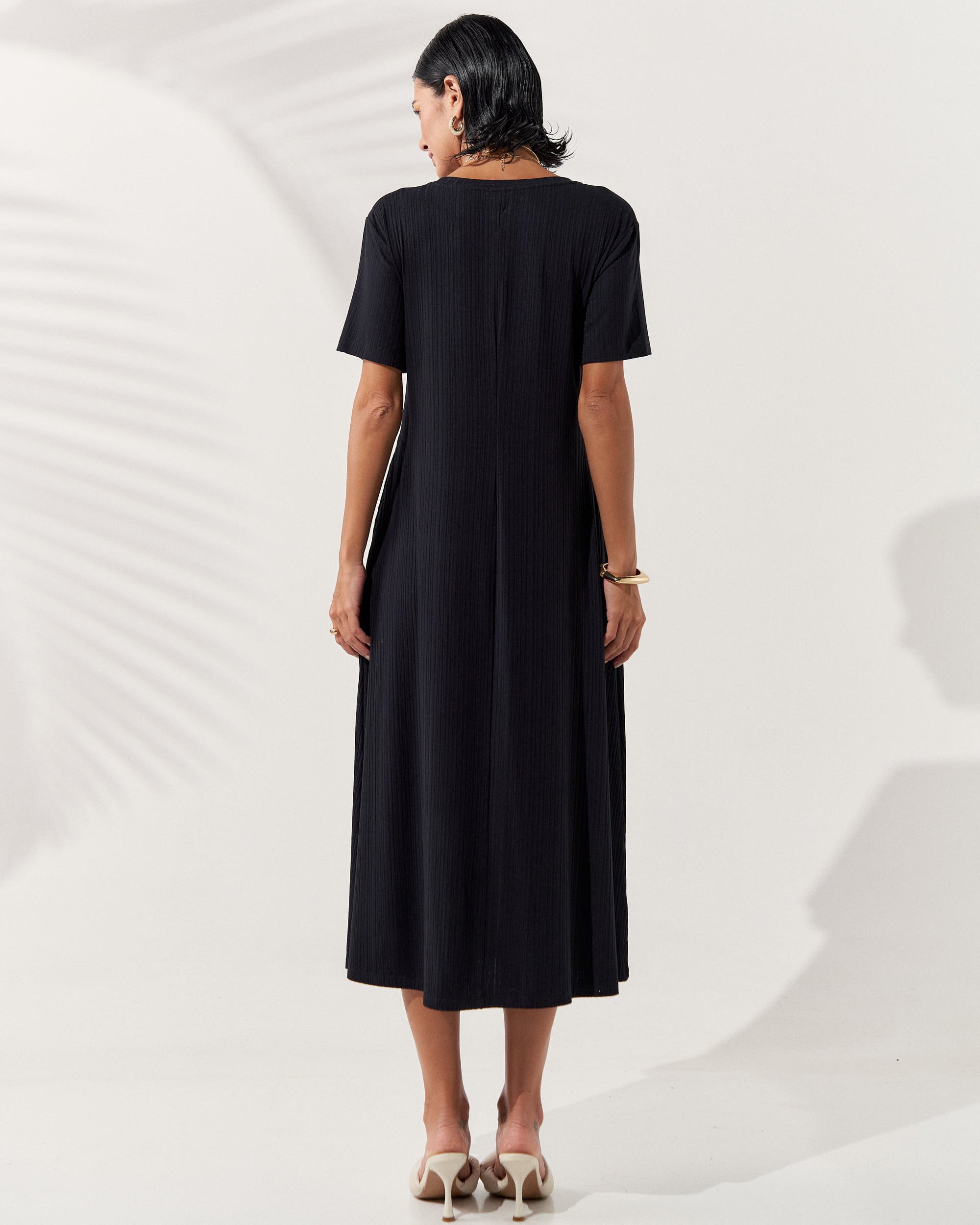 Vestido Canelado Nadine Preto