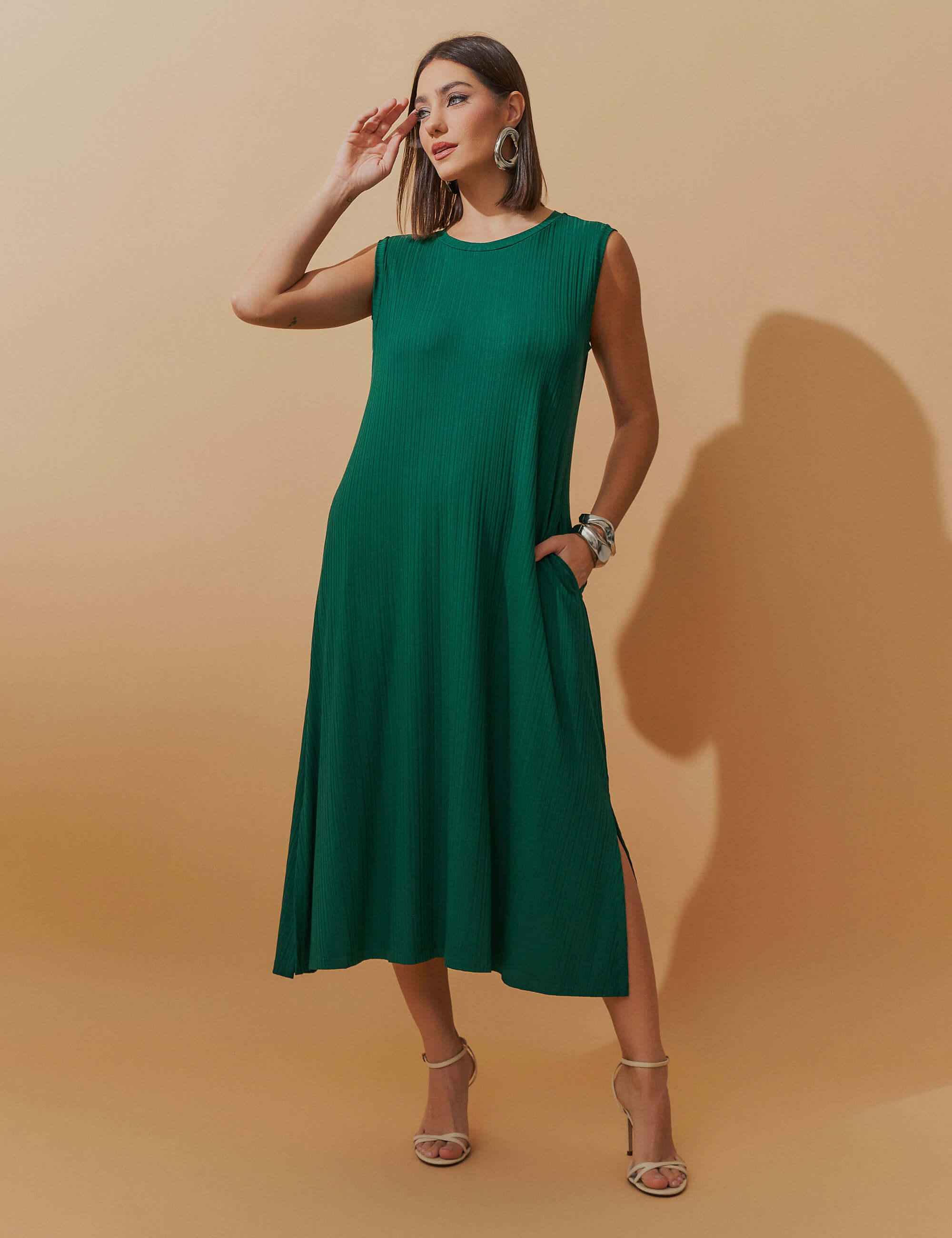 Vestido Canelado Nayla Verde Castanheira