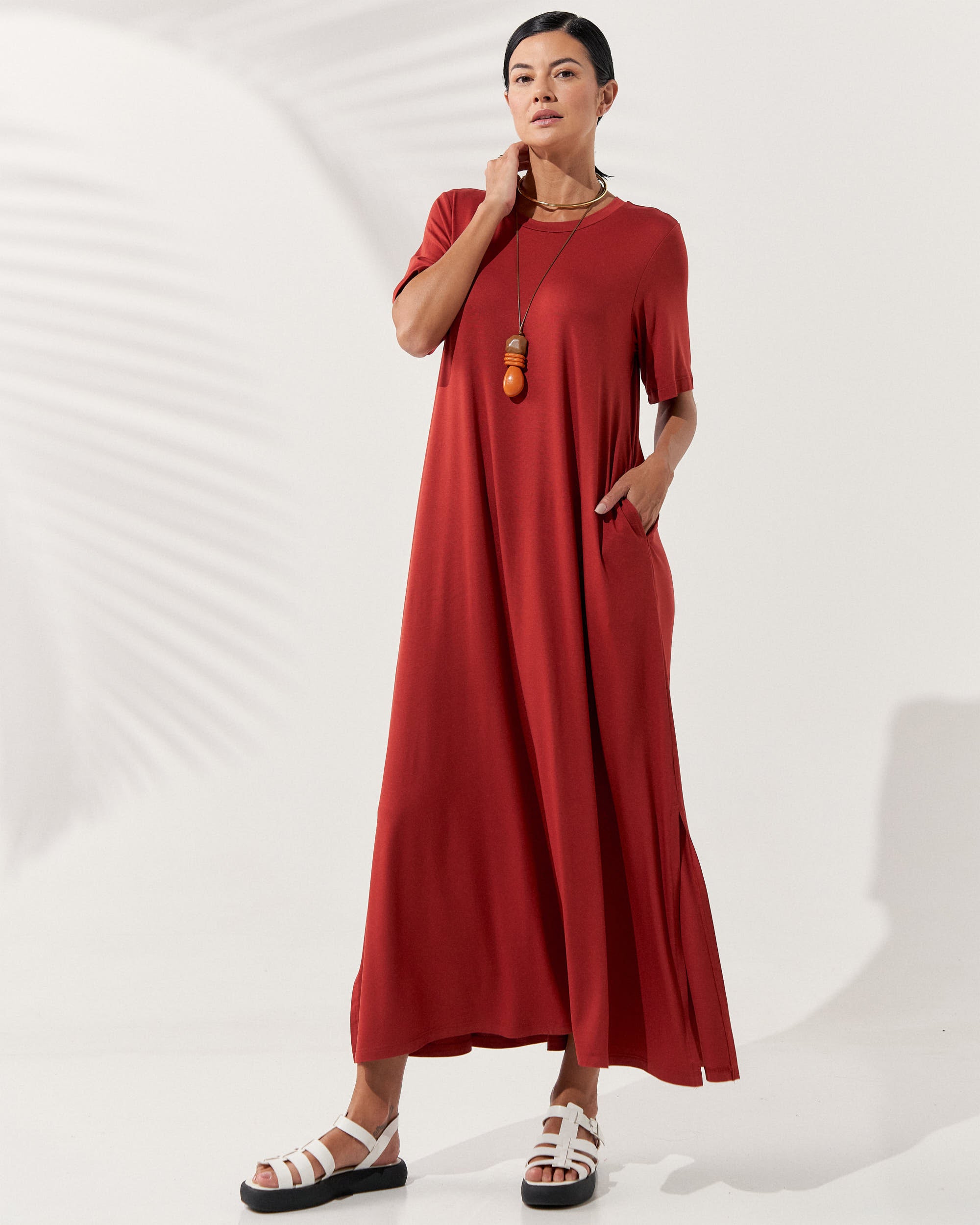 Vestido Noelle Marrom Galápagos