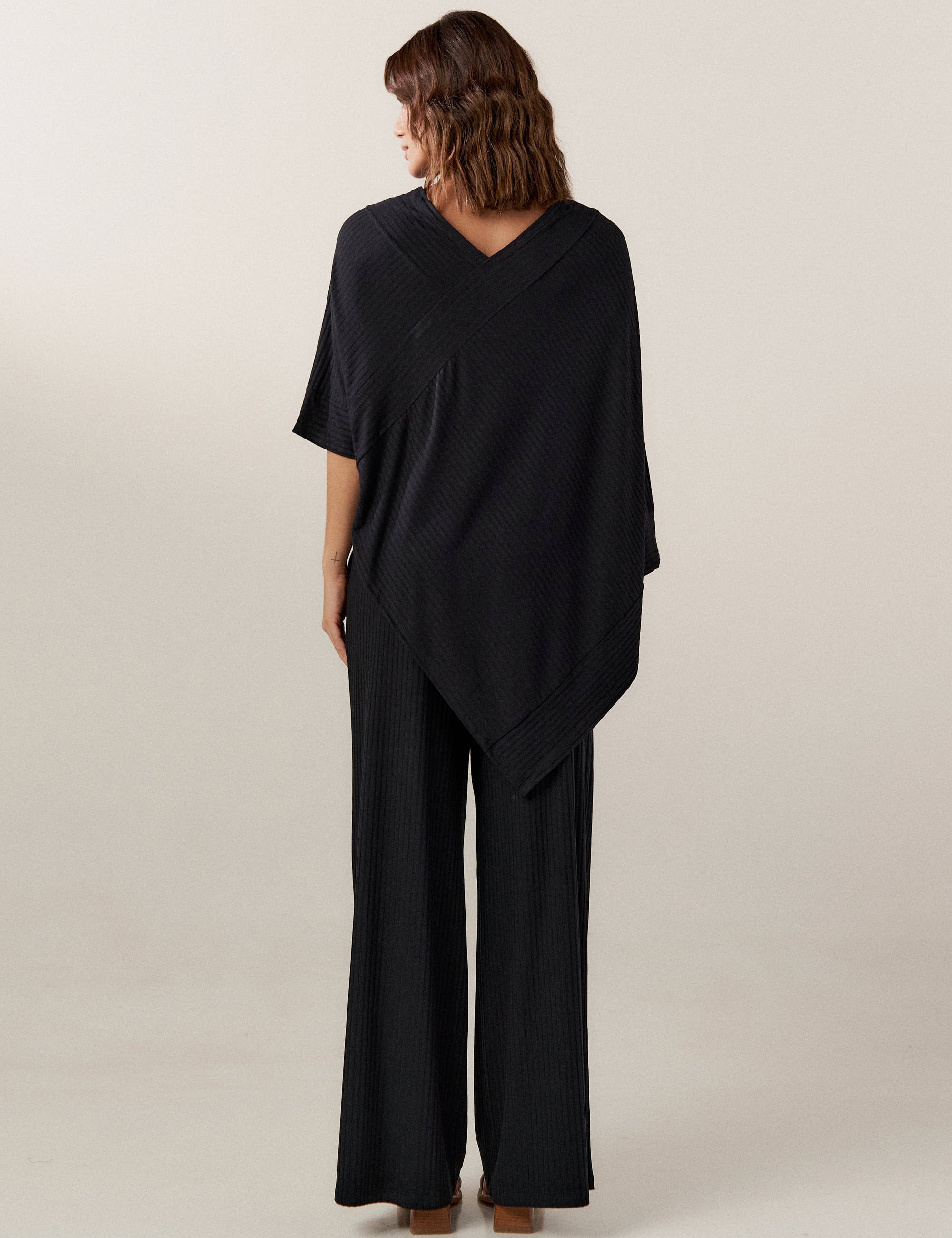 Blusa Canelado Odalis Preto