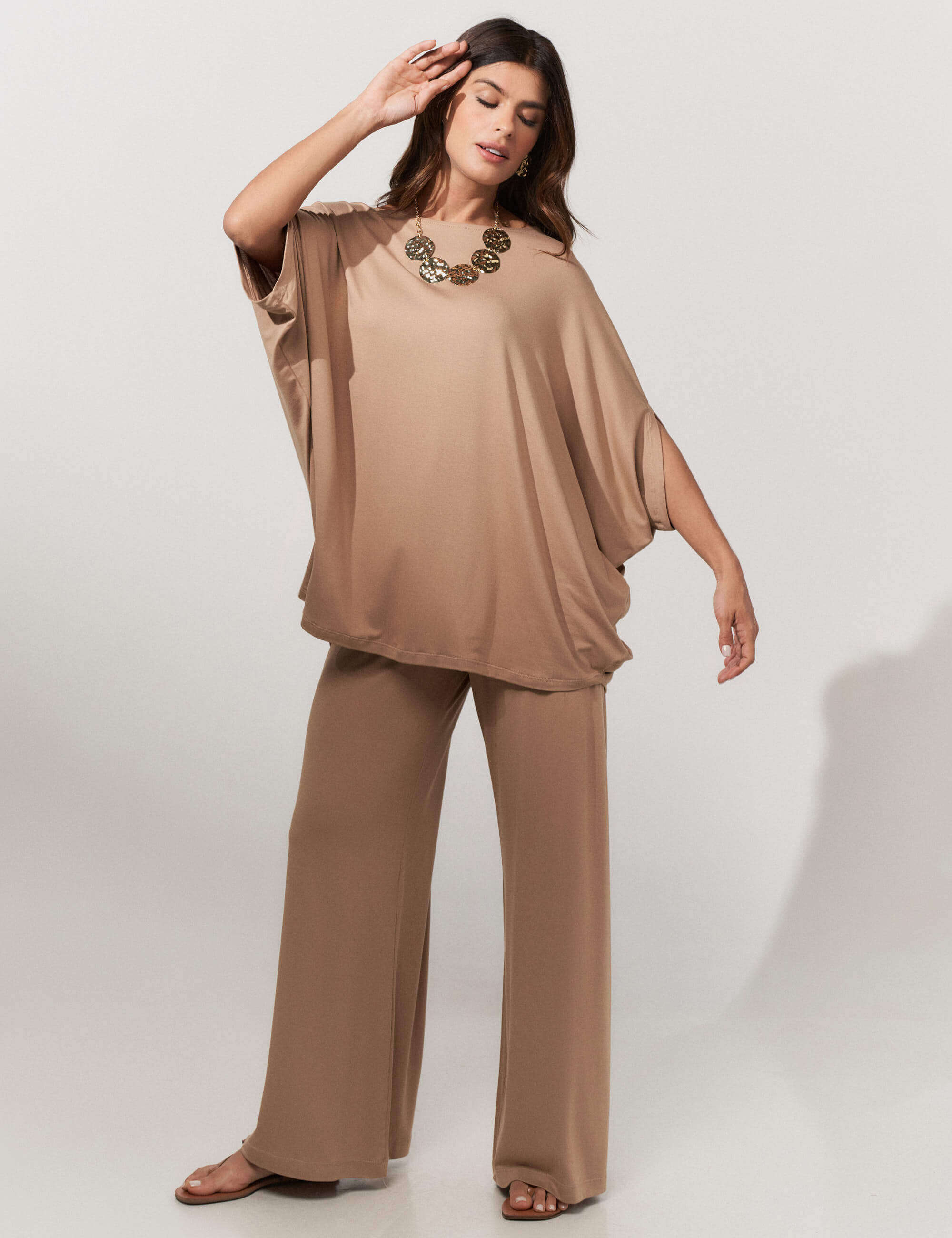 Conjunto Parisa Bege Awake