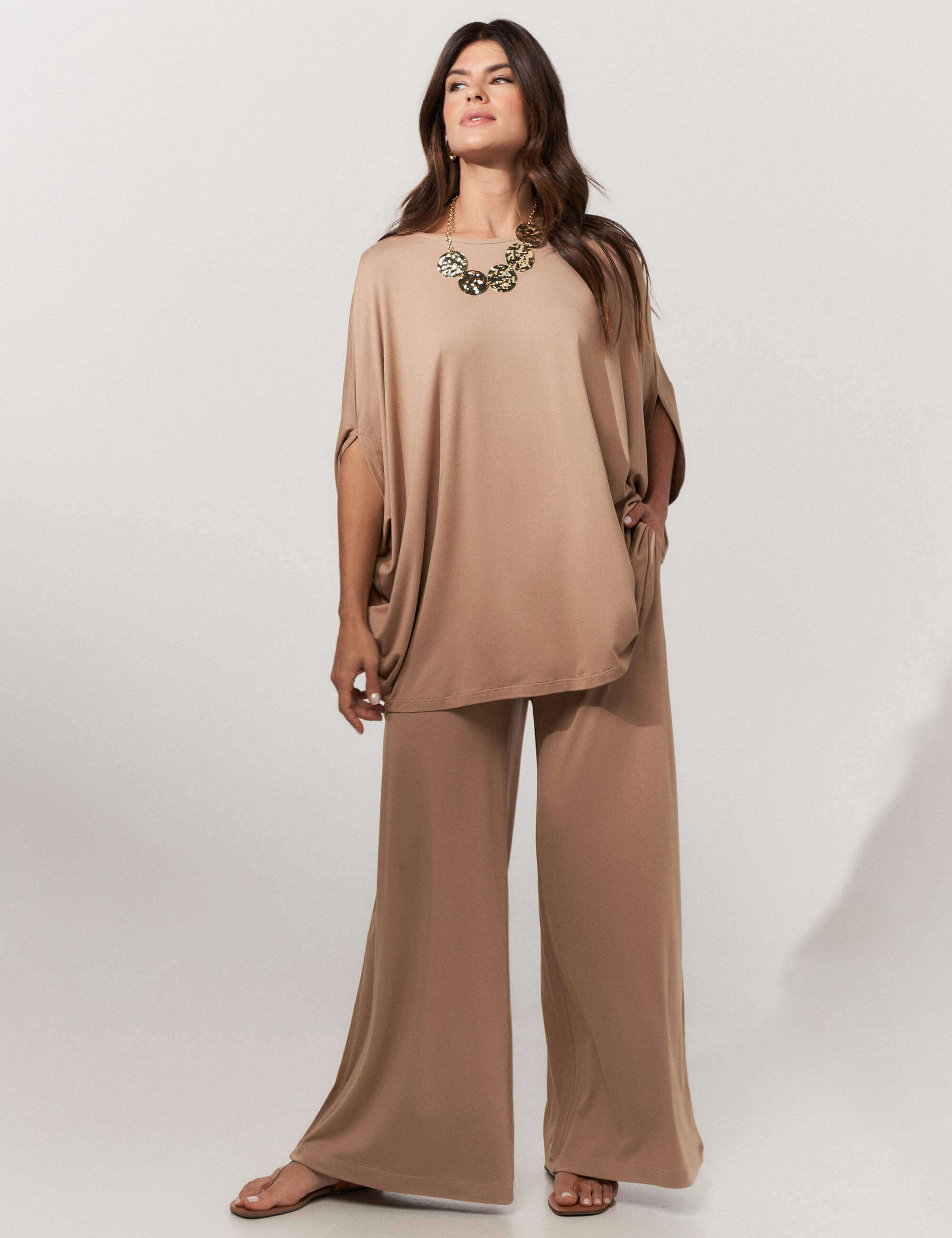 Conjunto Parisa Bege Awake