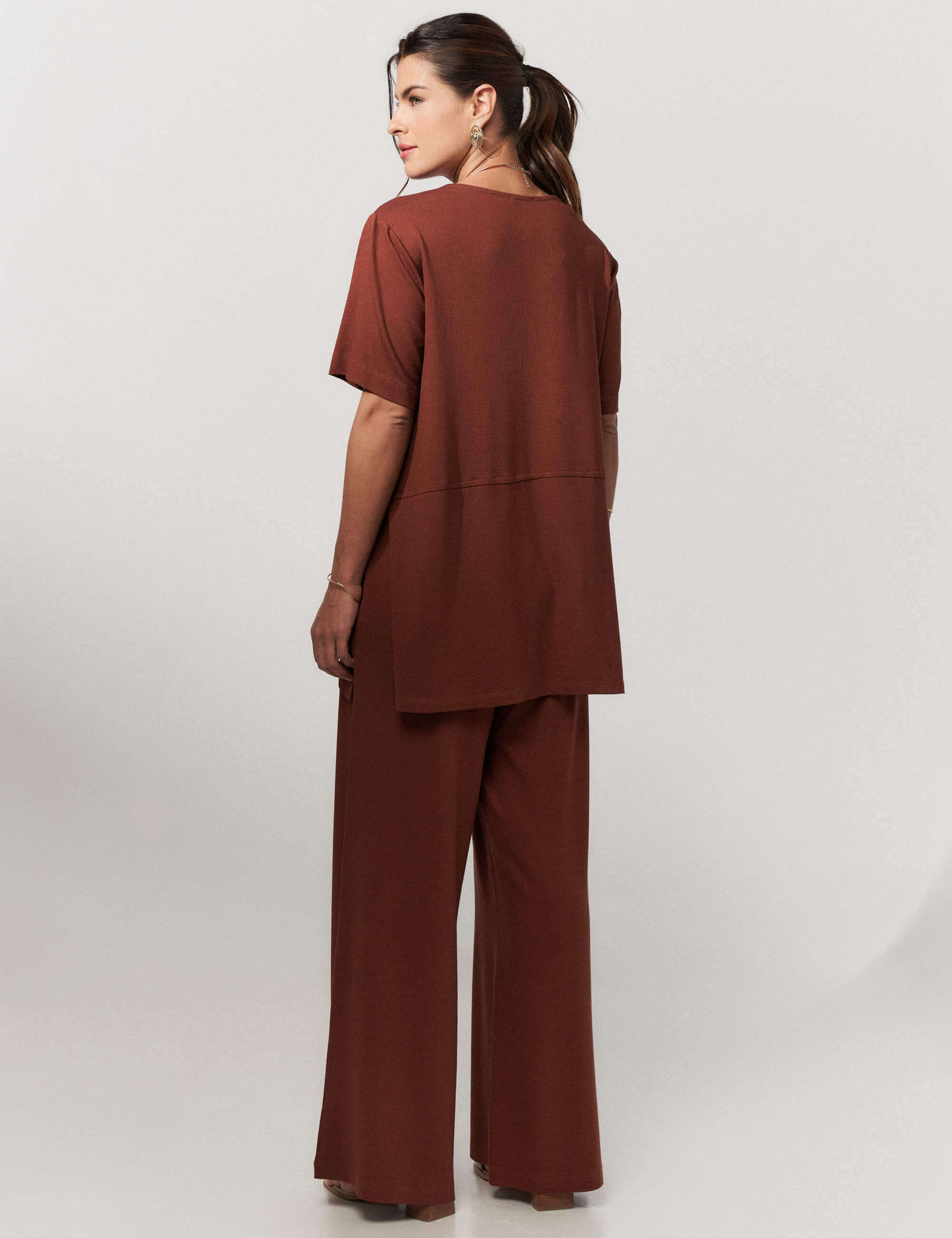 Conjunto Vicenza Selena Marrom Tamara