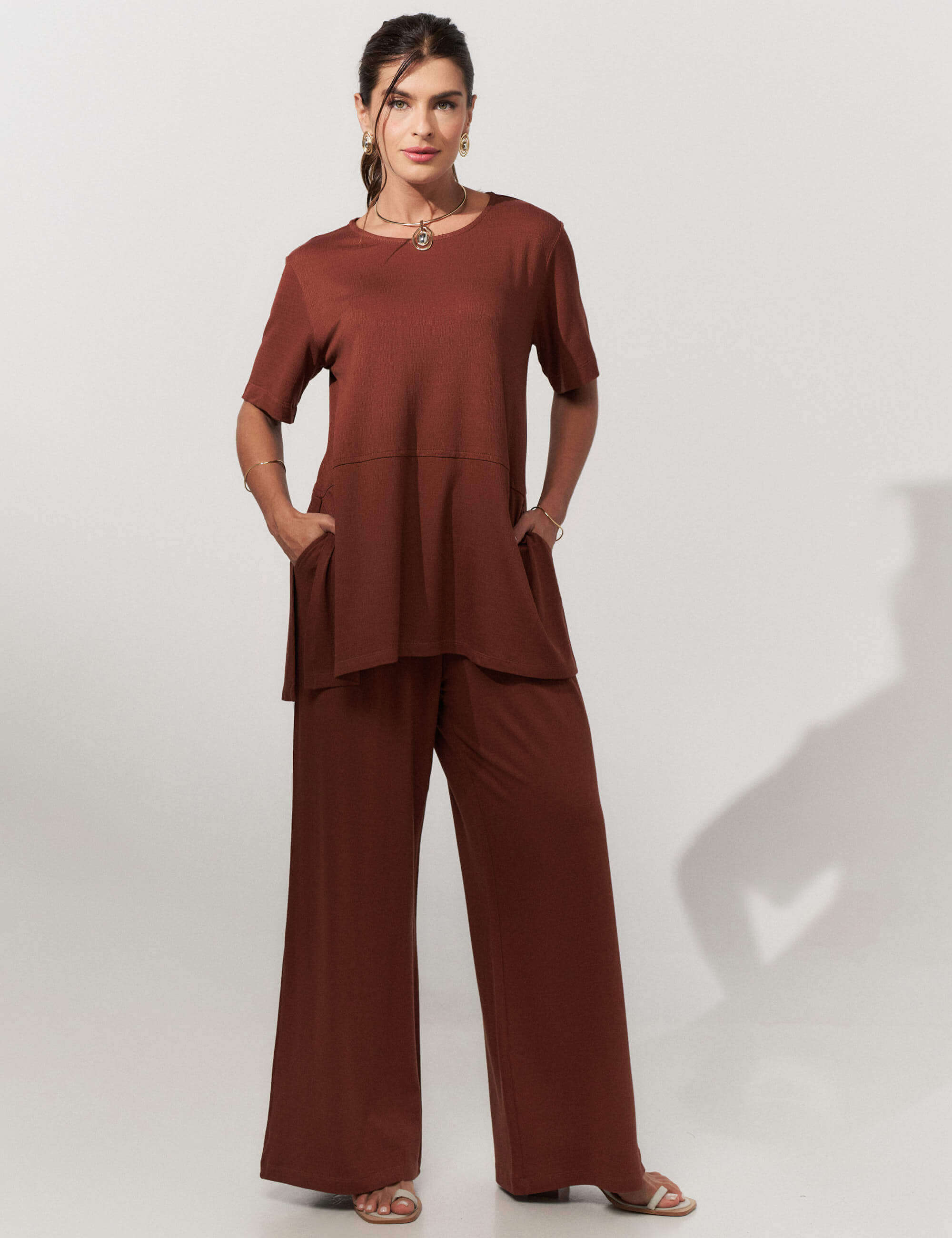 Conjunto Vicenza Selena Marrom Tamara