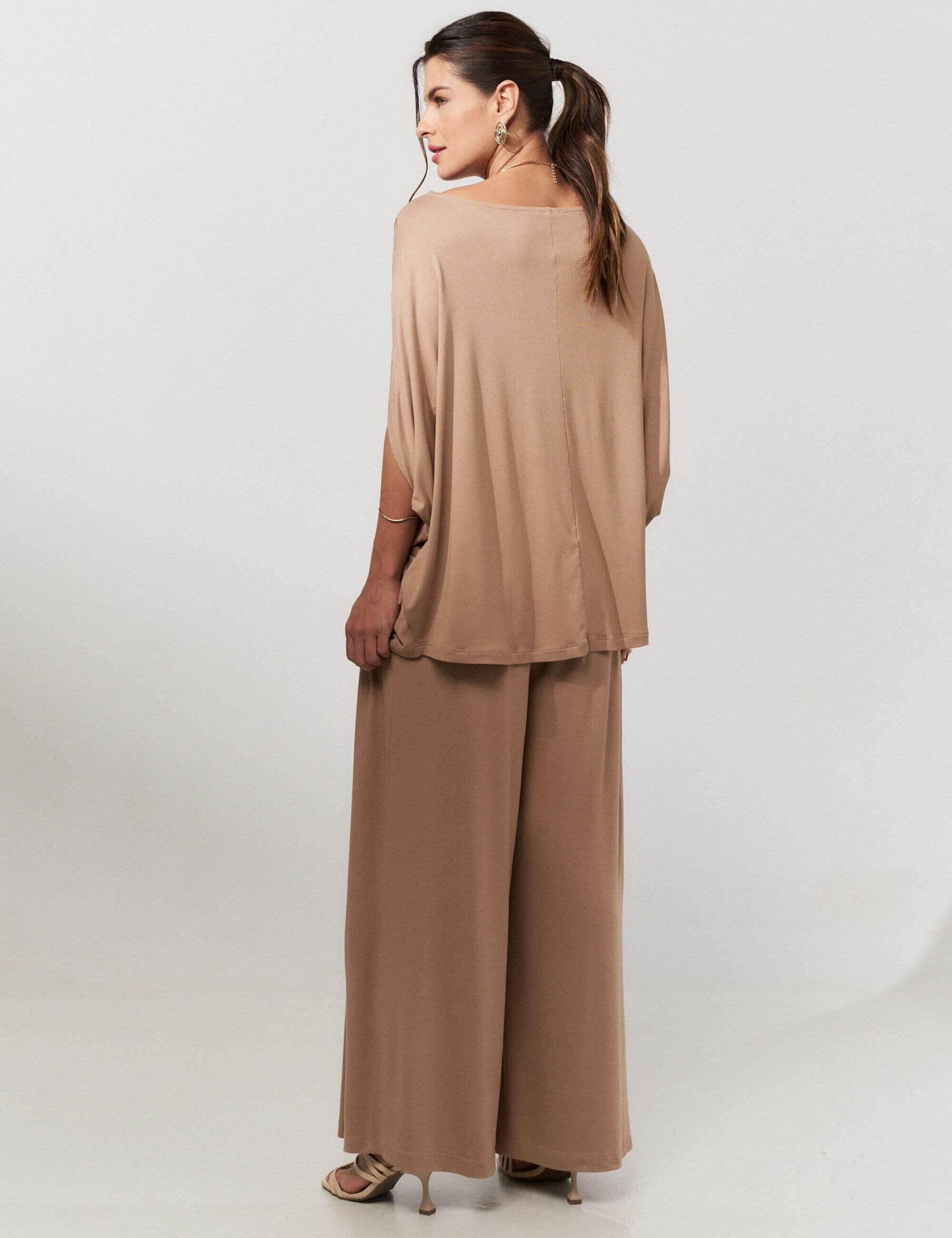 Conjunto Silvia Bege Awake