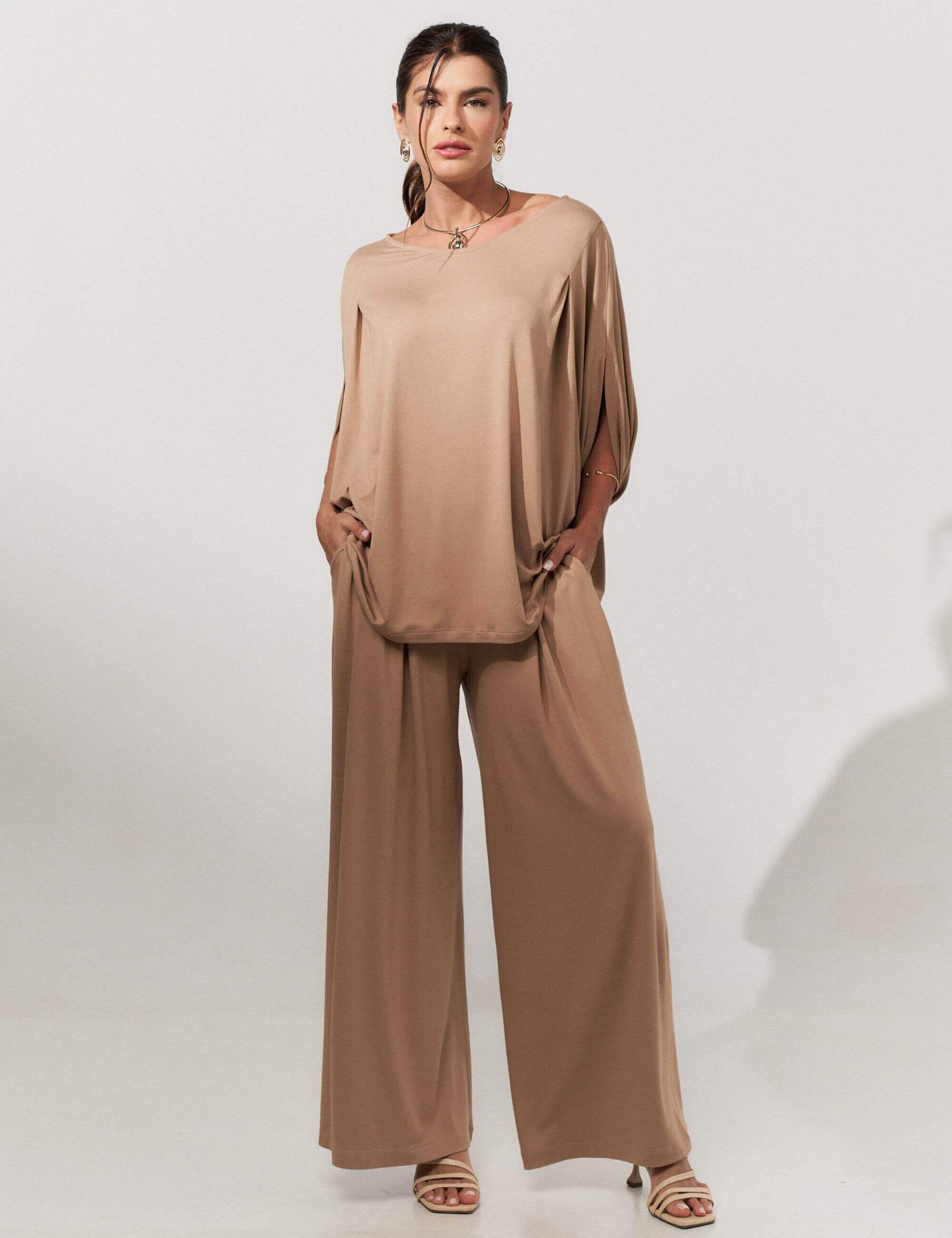 Conjunto Silvia Bege Awake