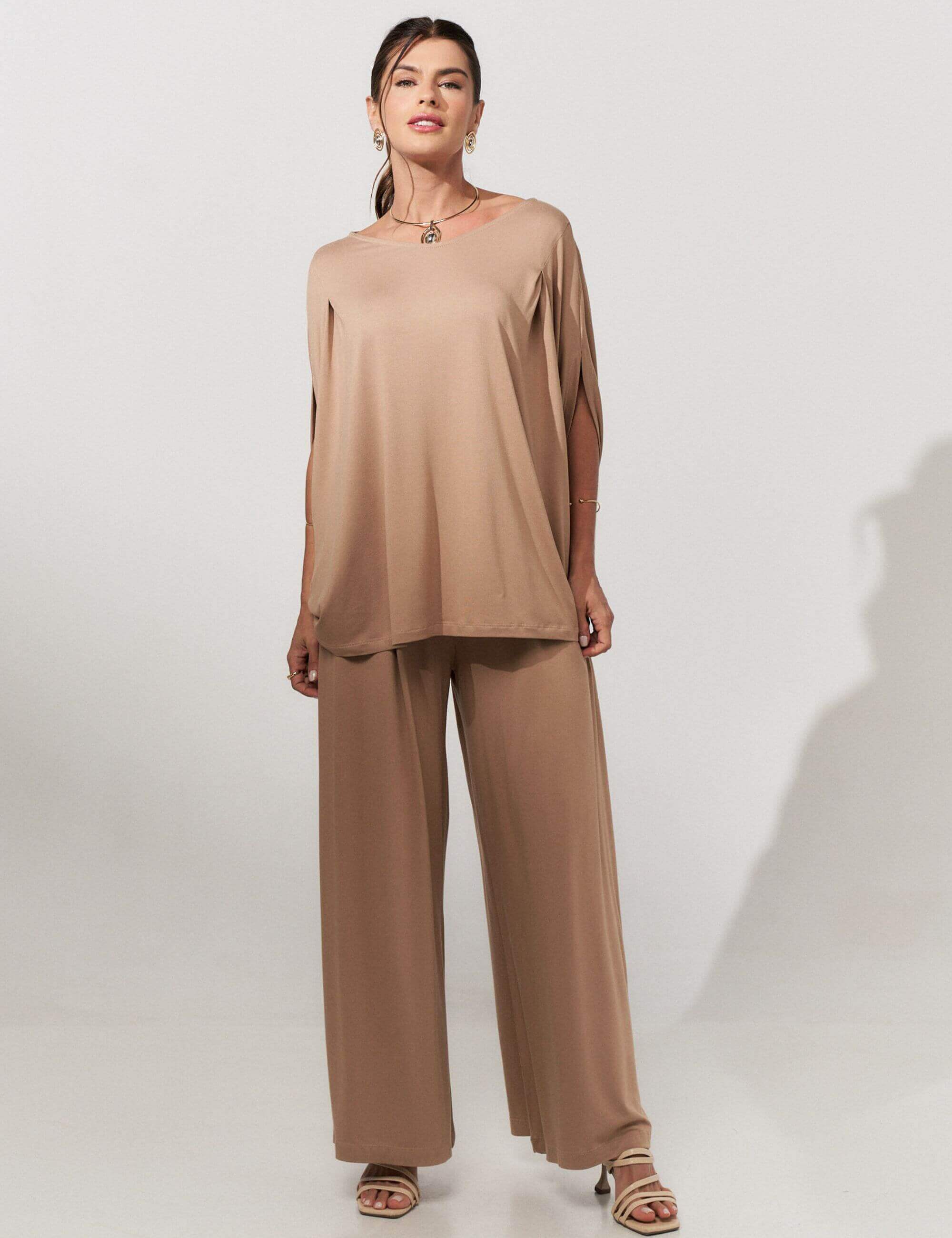 Conjunto Silvia Bege Awake