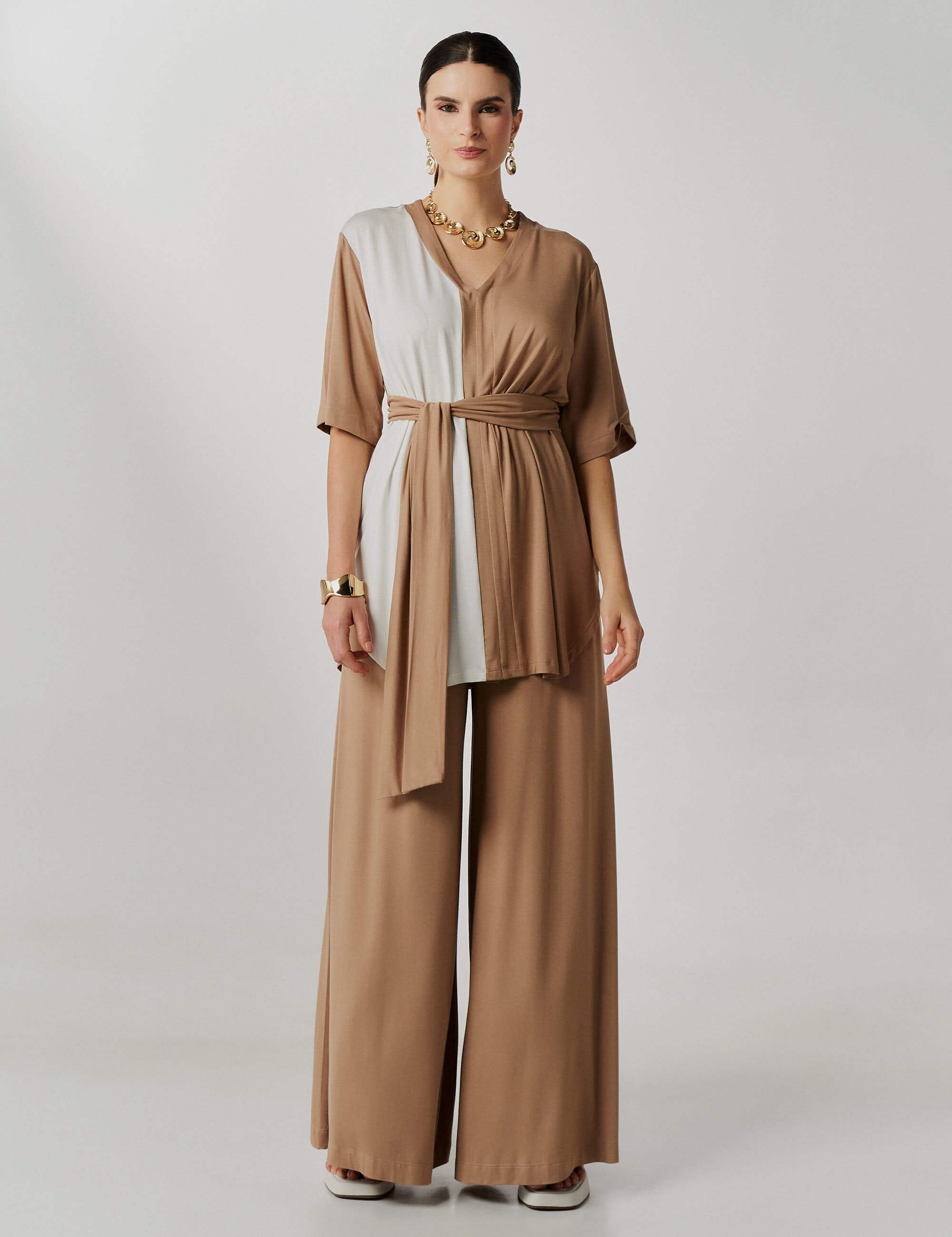 Conjunto Vana Bege/ Off White