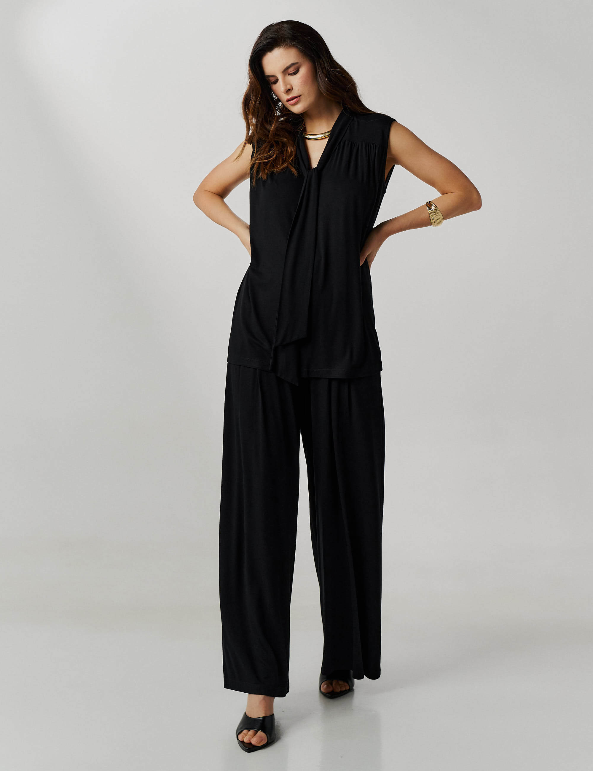 Conjunto Vika Preto