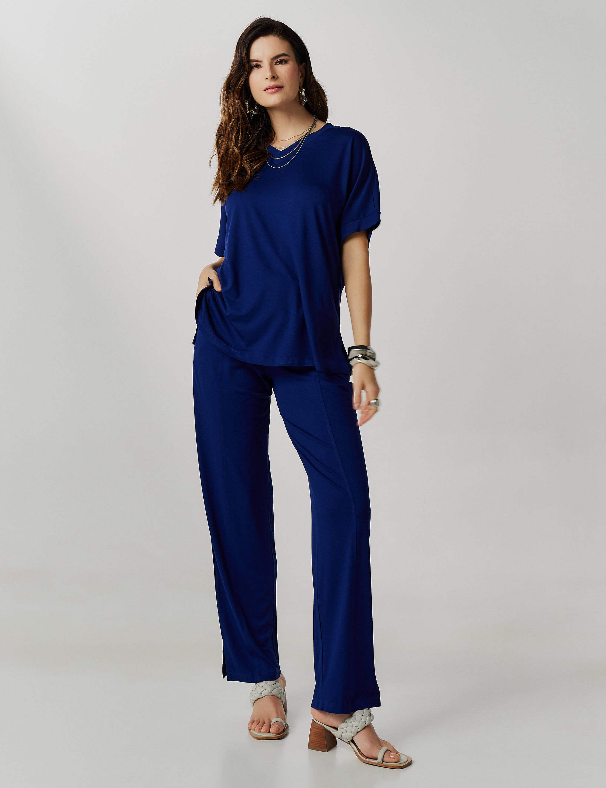 Conjunto Vardina Azul Profundo