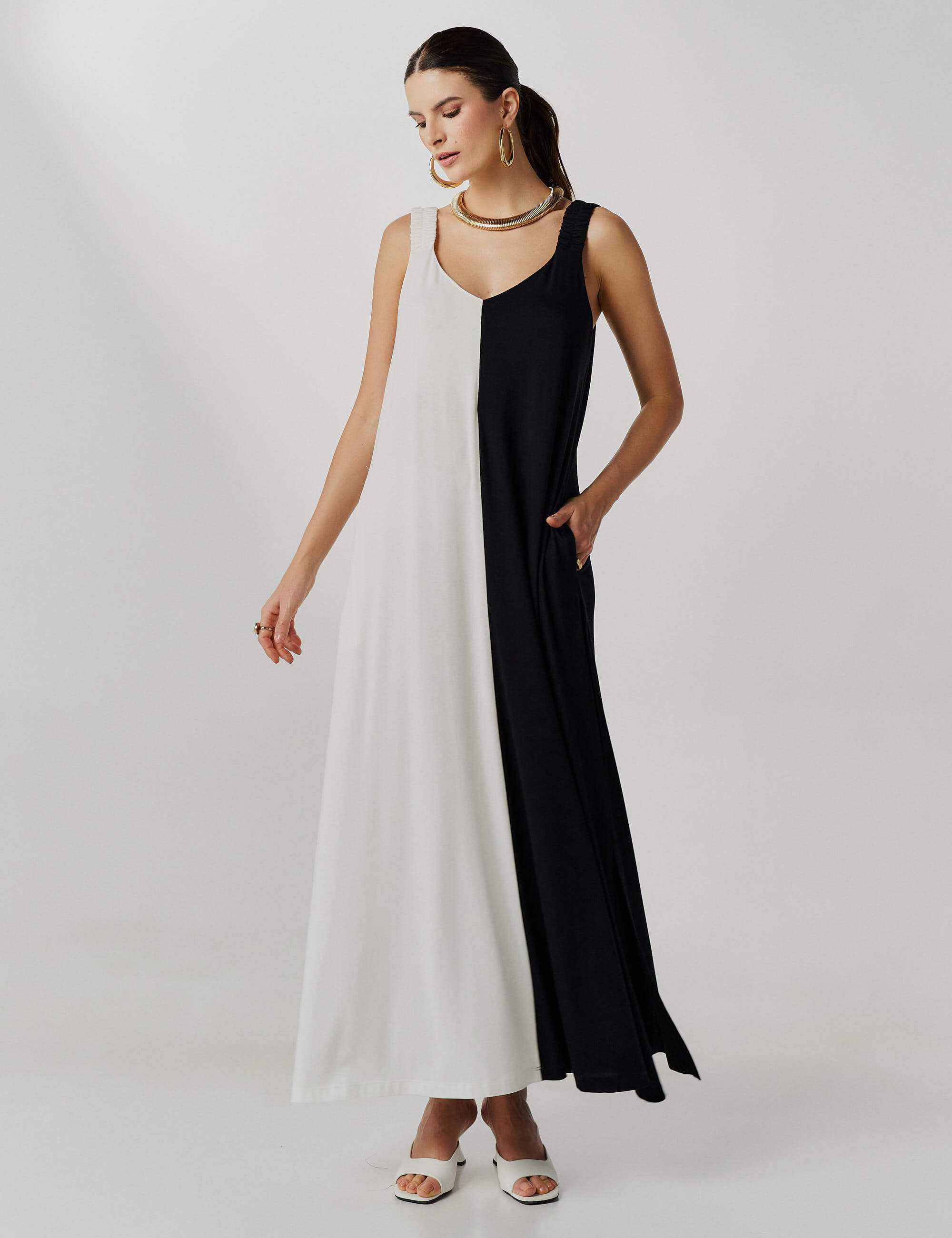 Vestido Valtera Preto/ Off White