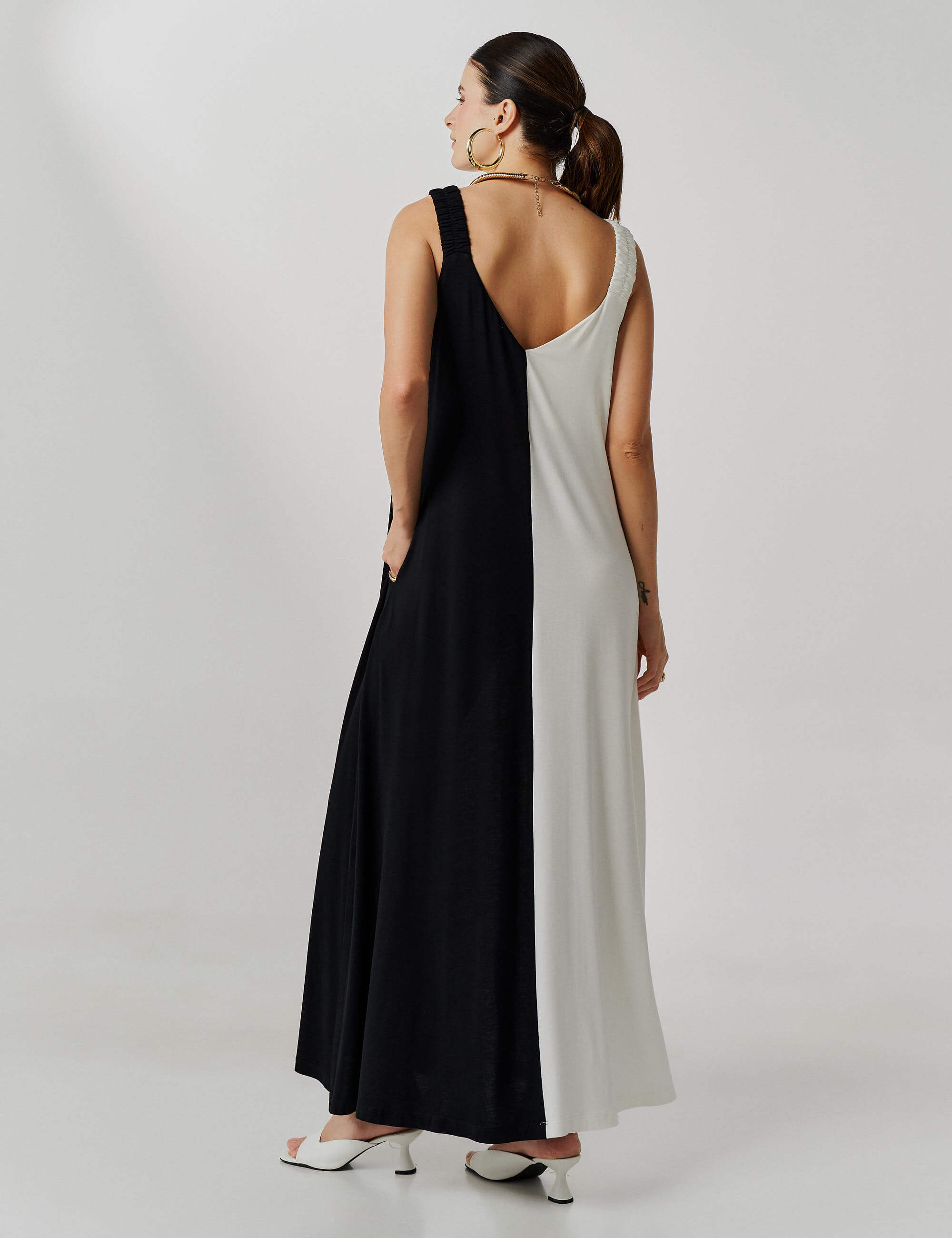 Vestido Valtera Preto/ Off White