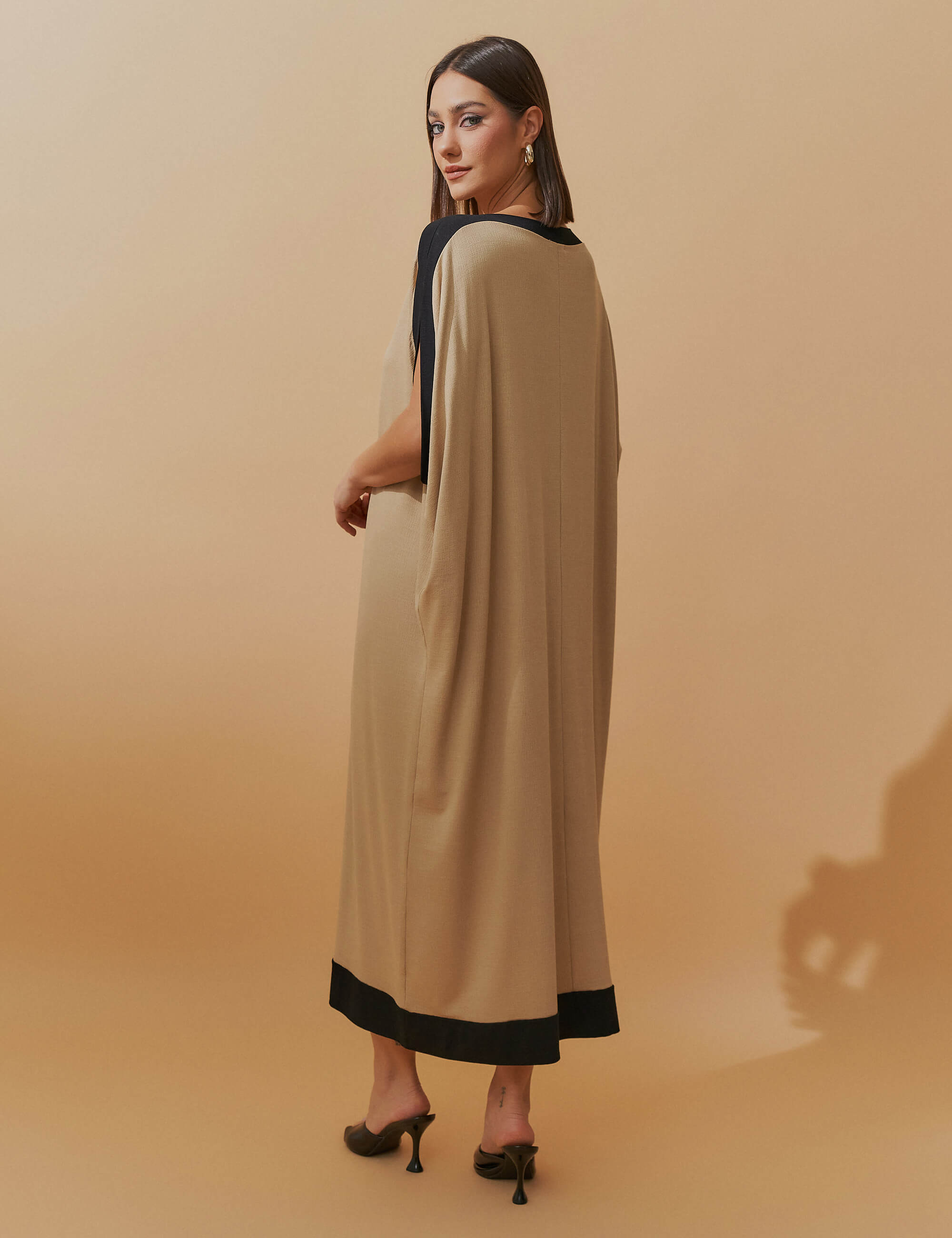 Vestido Vicenza Abby Bege/ Preto