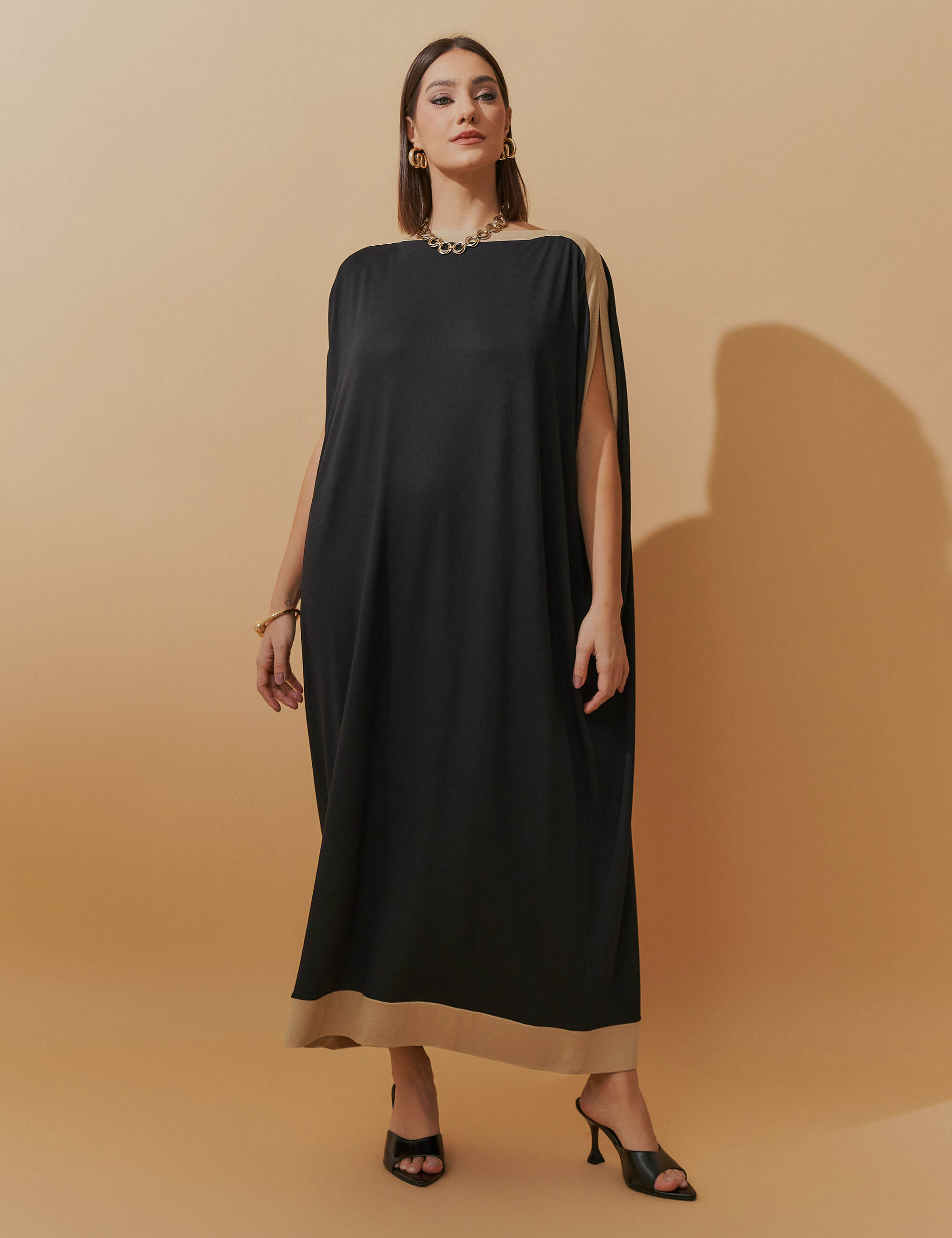 Vestido Vicenza Abby Preto/ Bege
