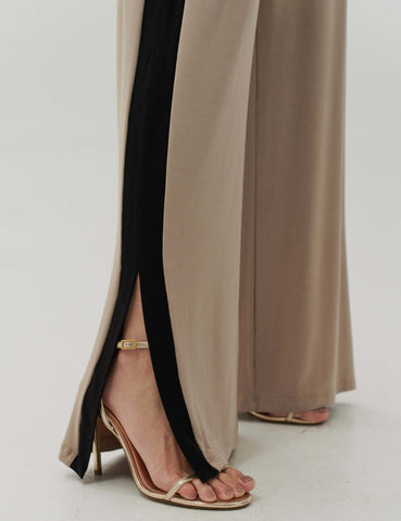 Conjunto Almira Taupe