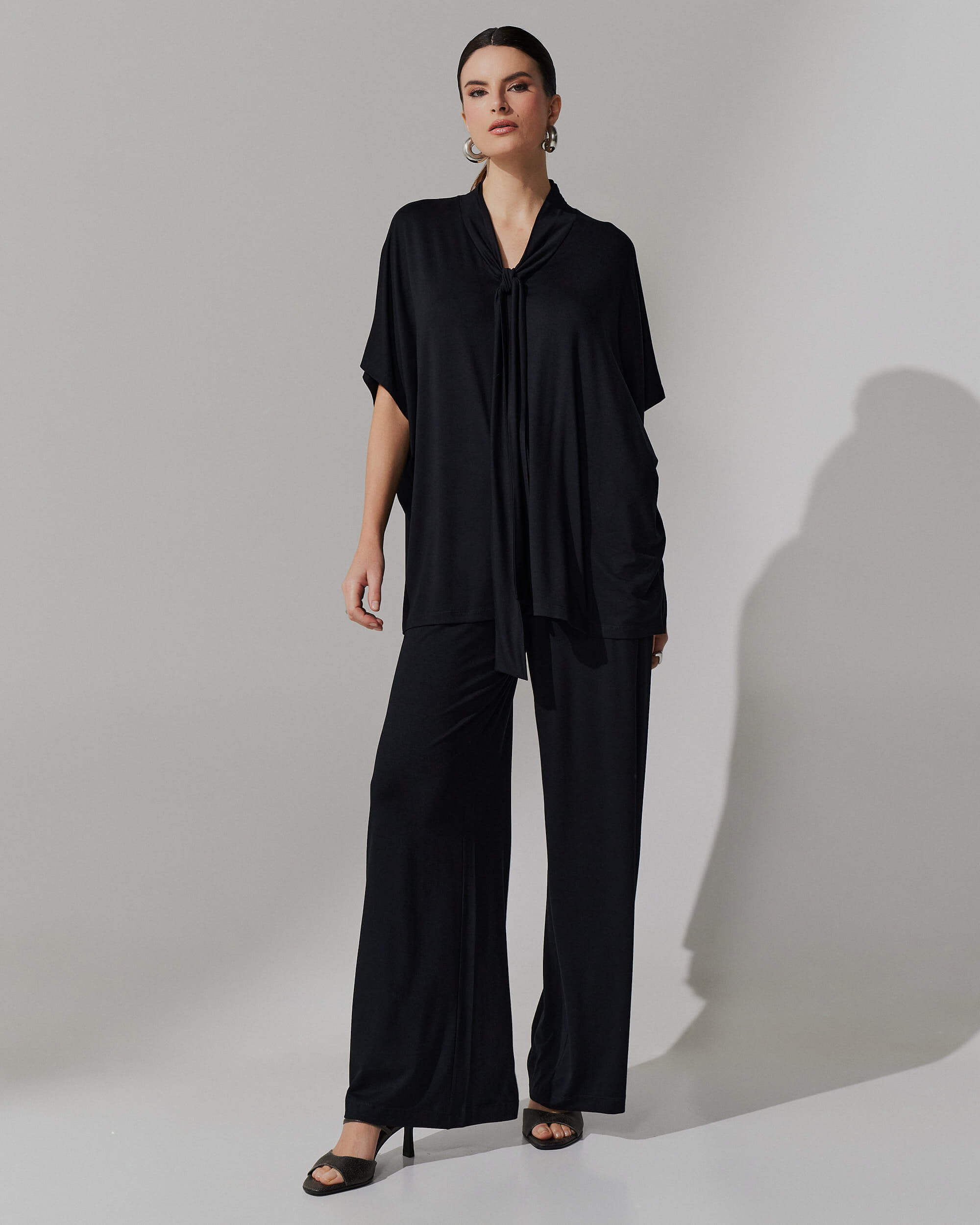 Conjunto Avila Preto