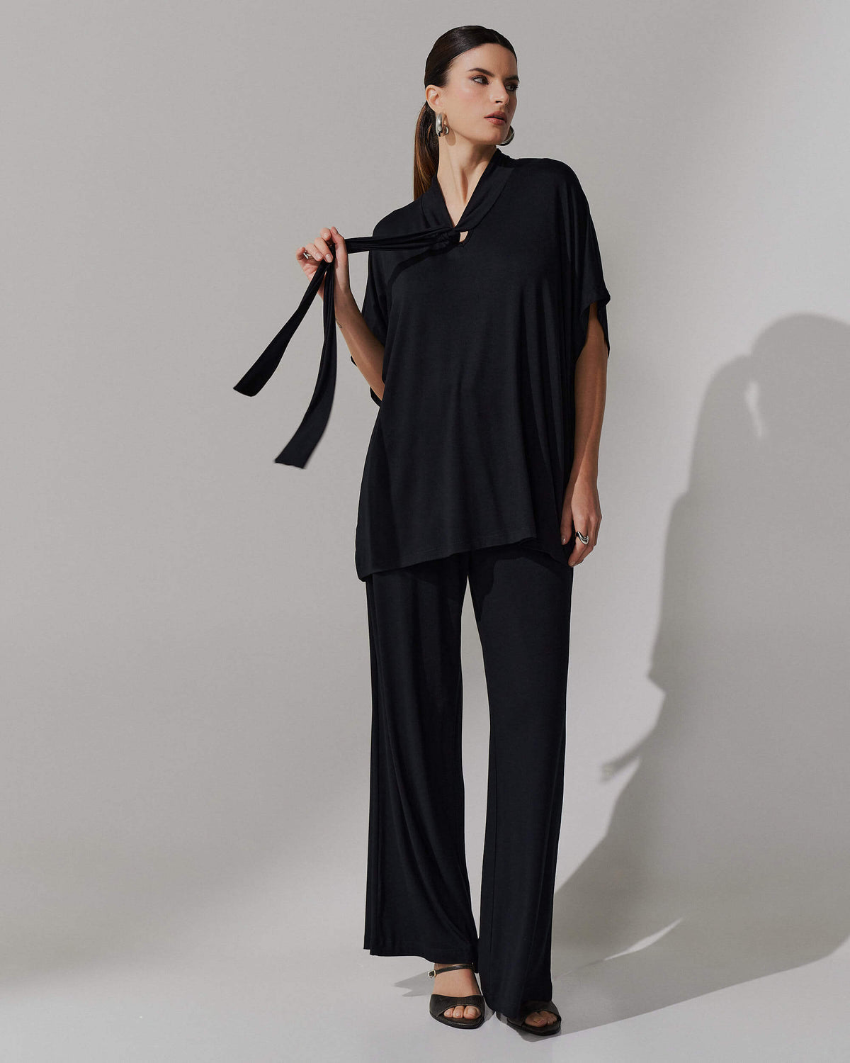 Conjunto Avila Preto