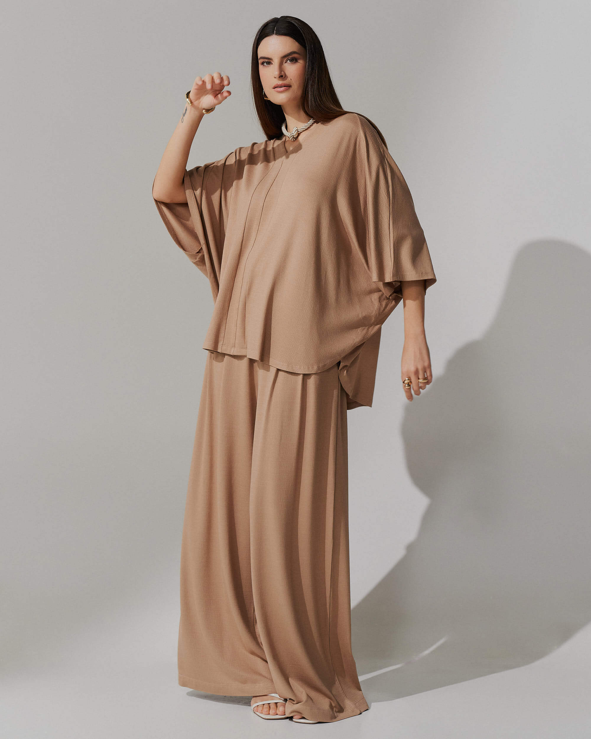 Conjunto Vicenza Azalea Bege Awake