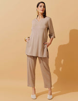 Taupe