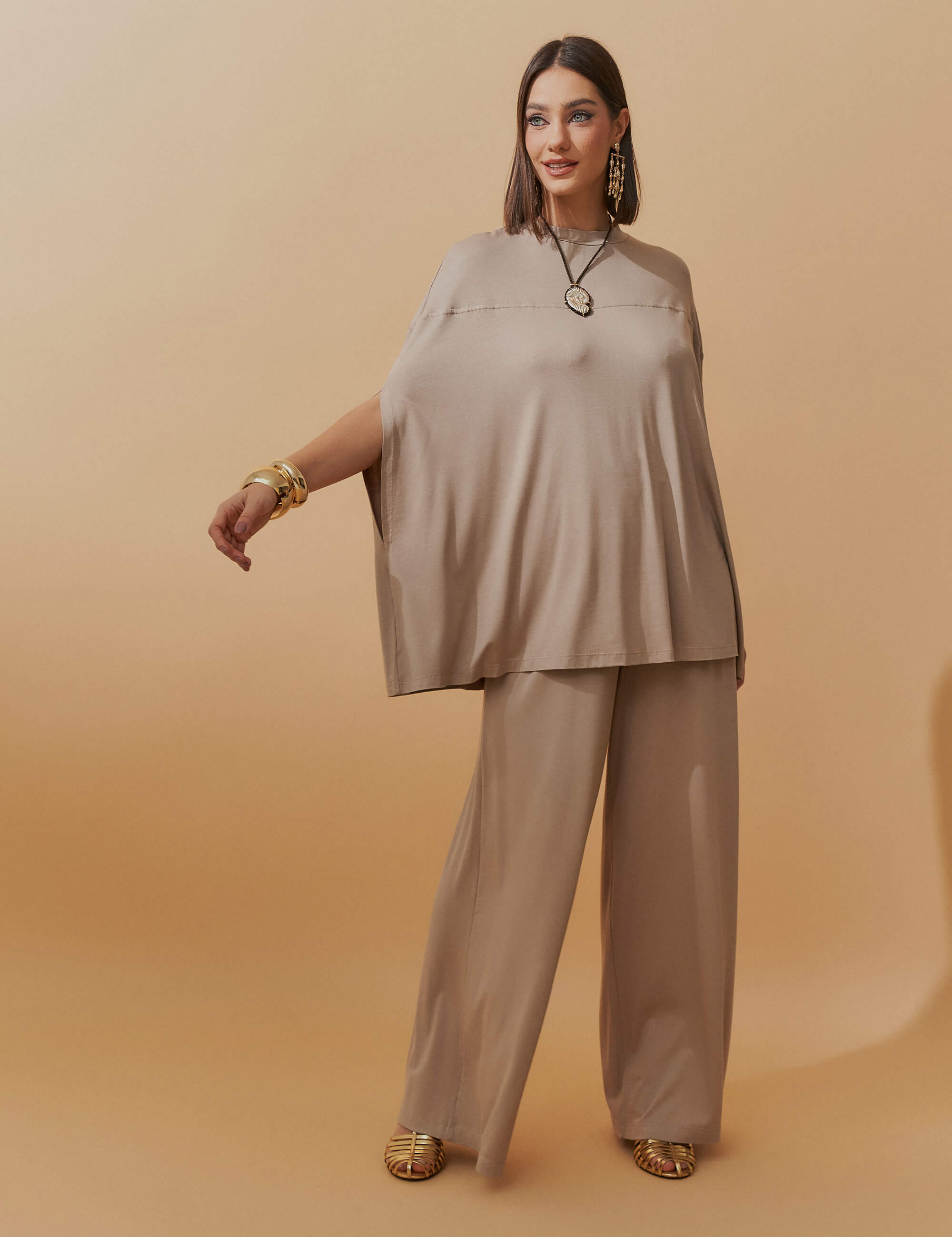 Conjunto Bartira Taupe