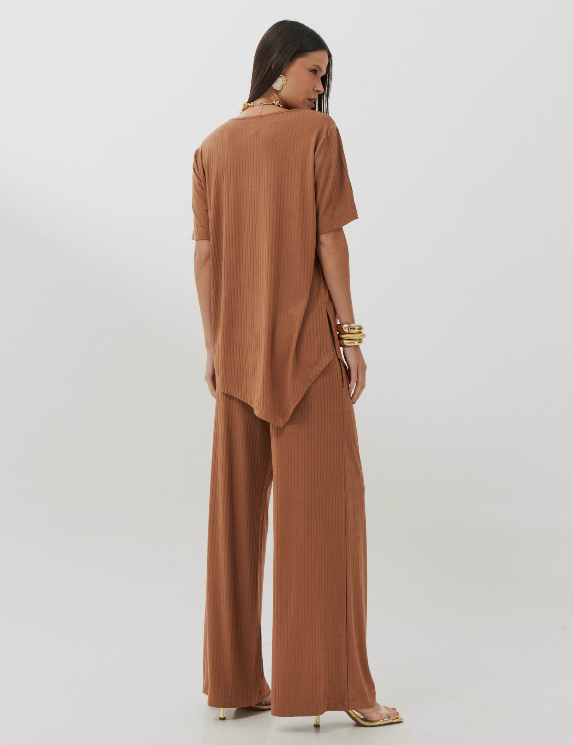 Conjunto Canelado Camila Mocha Mousse