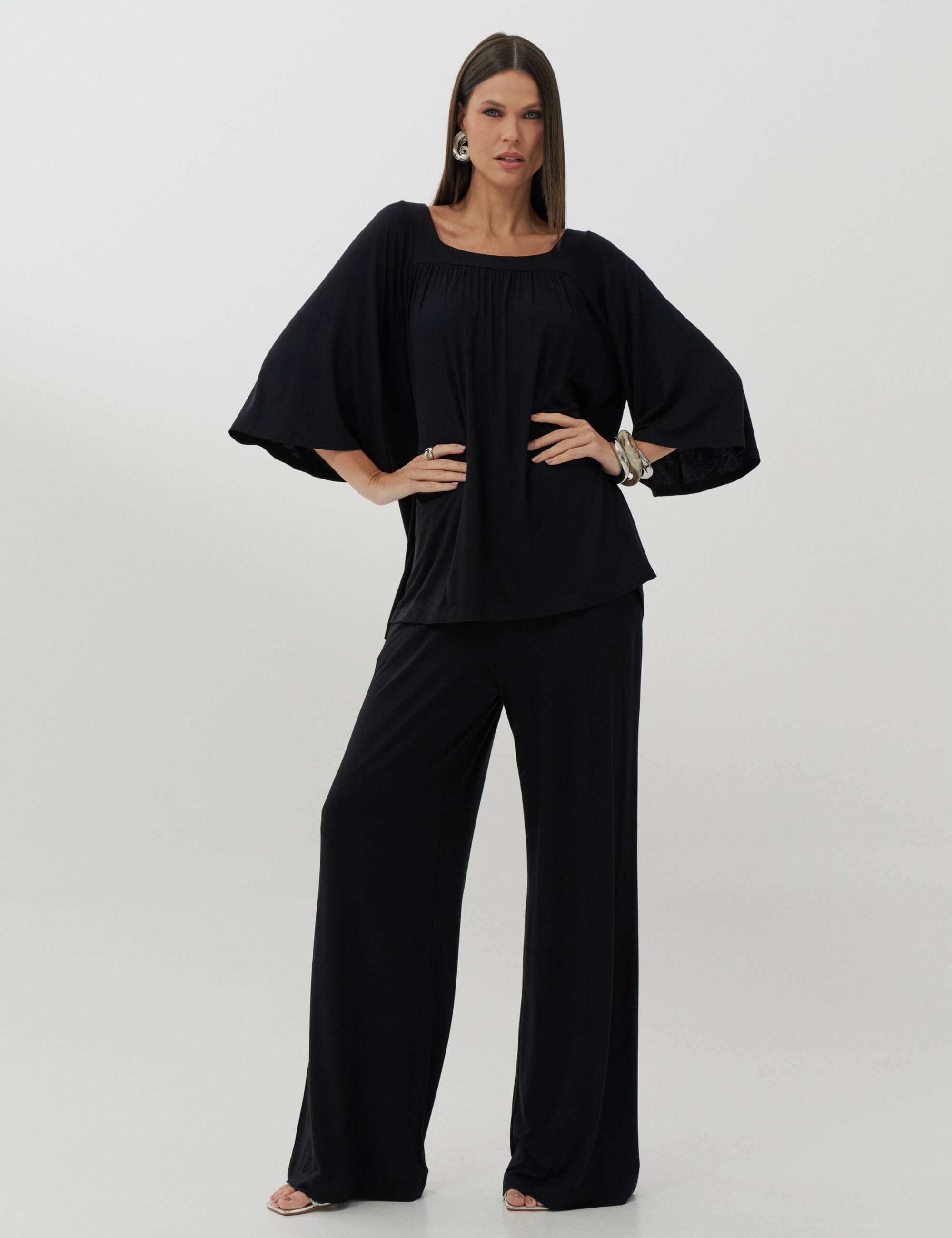 Conjunto Celeste Preto