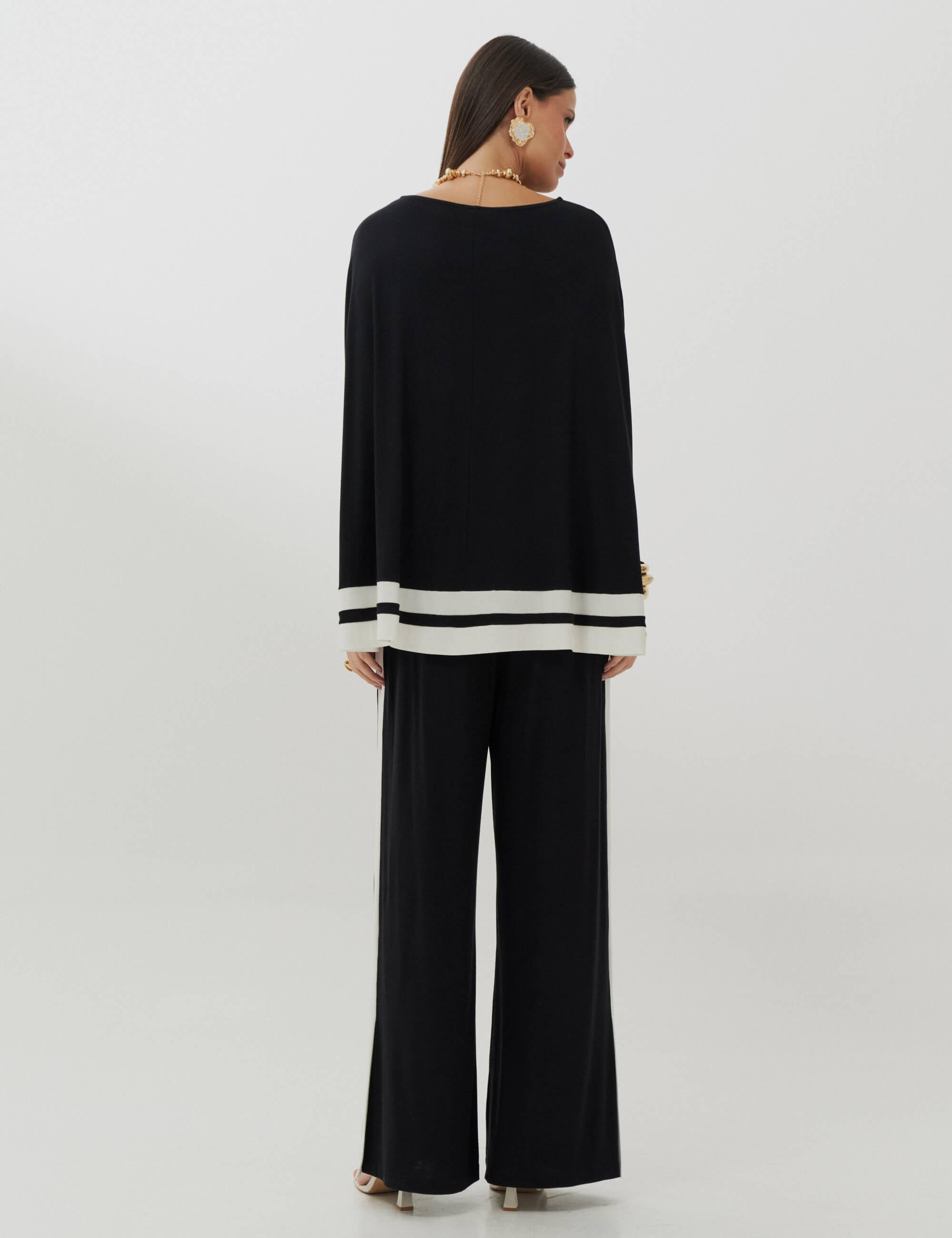Conjunto Carlota Preto