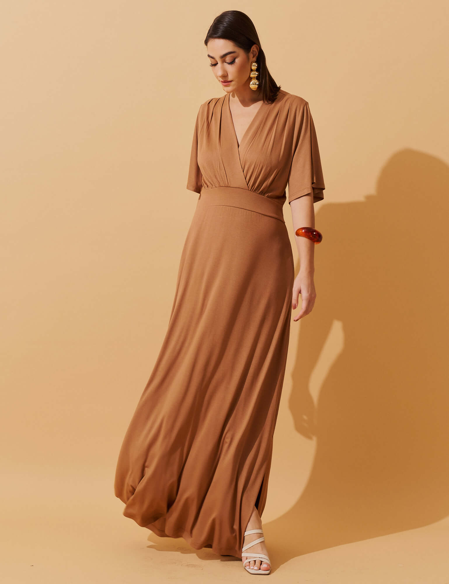 Vestido Divina Mocha Mousse
