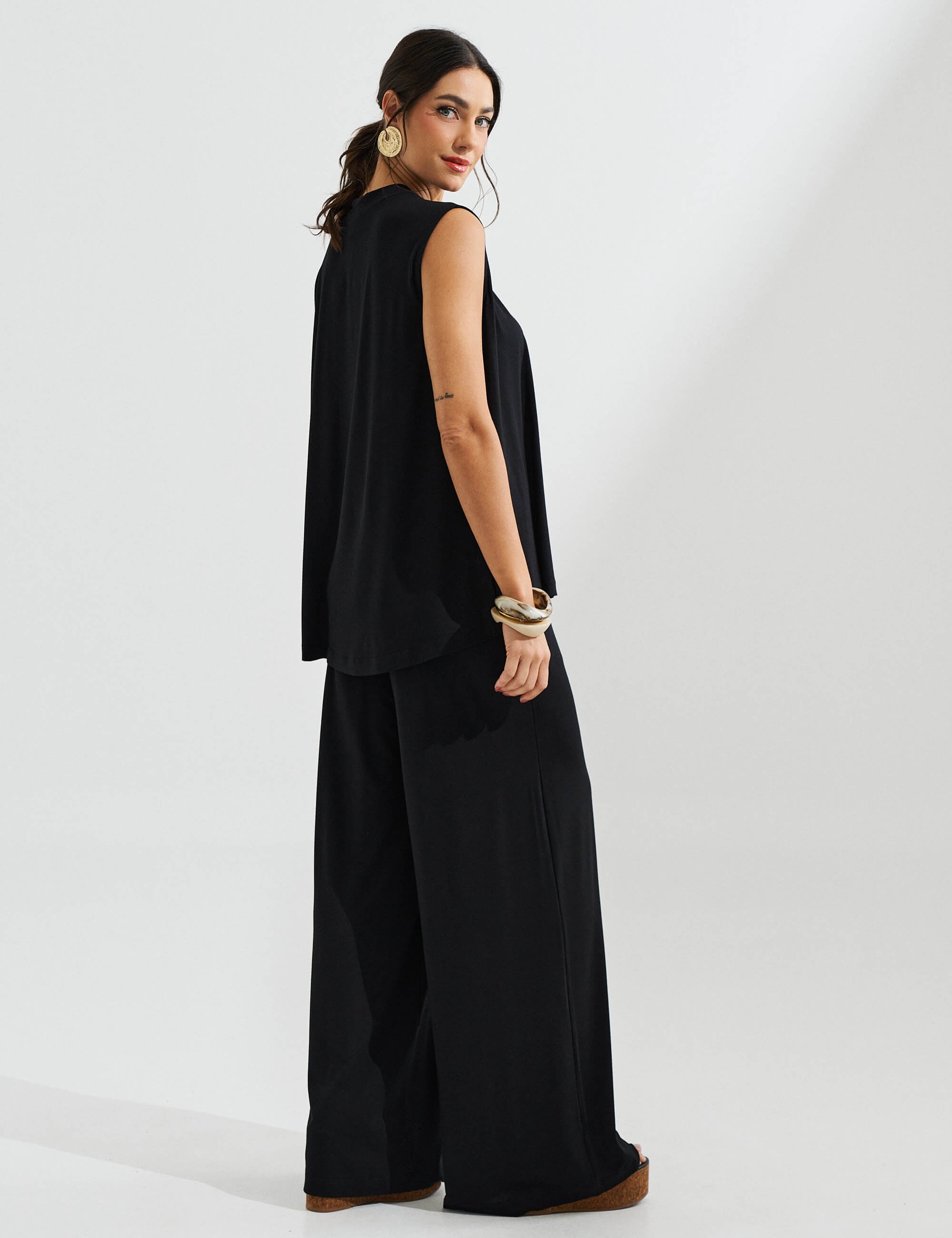Conjunto Edna Preto